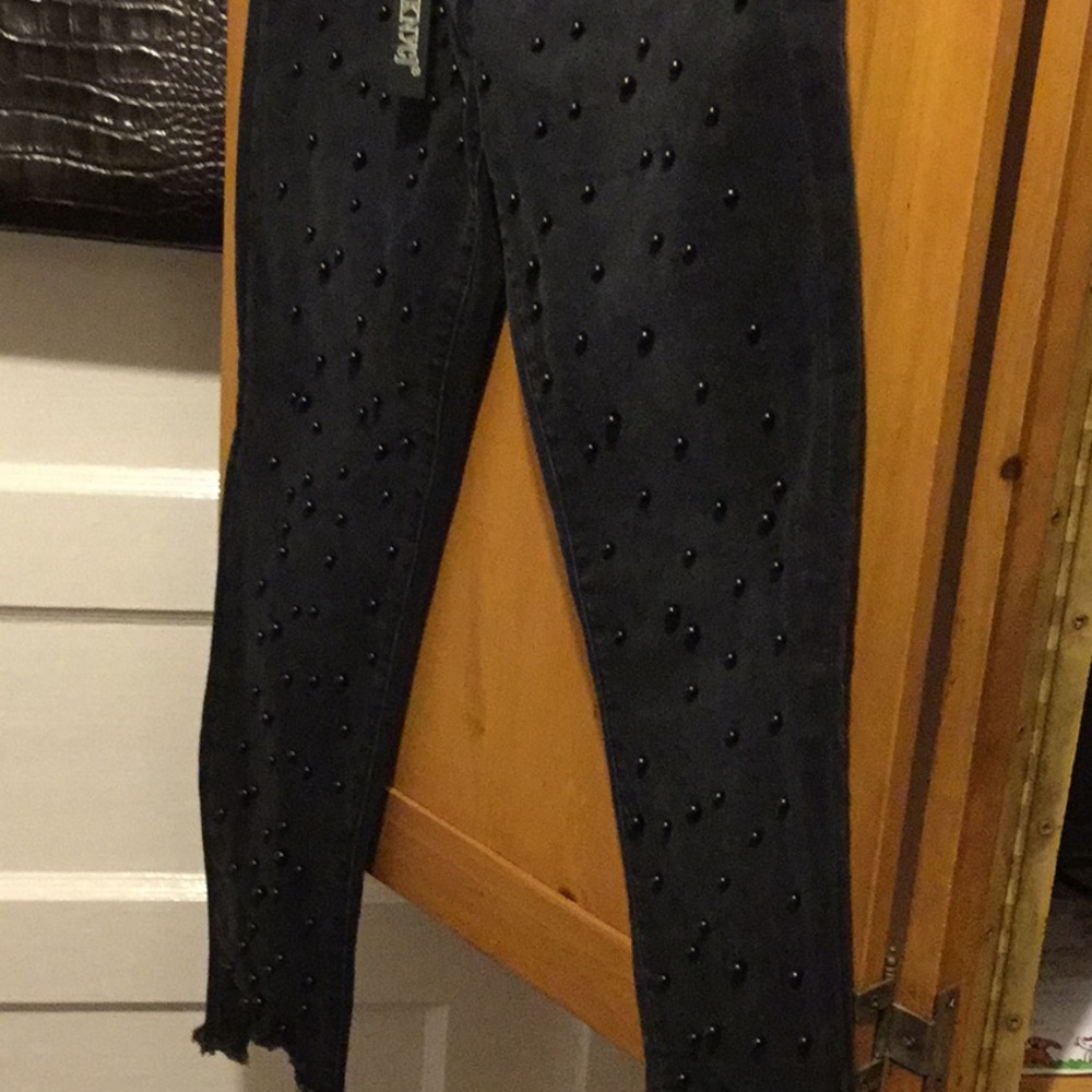 Pants - Picture 2 of 8